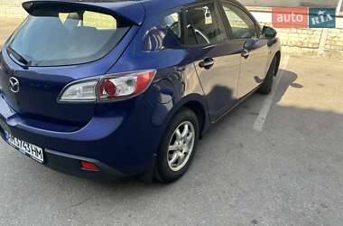 Хэтчбек Mazda 3 2010 в 