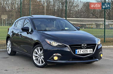 Хэтчбек Mazda 3 2015 в Ивано-Франковске