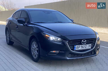 Седан Mazda 3 2017 в Киеве