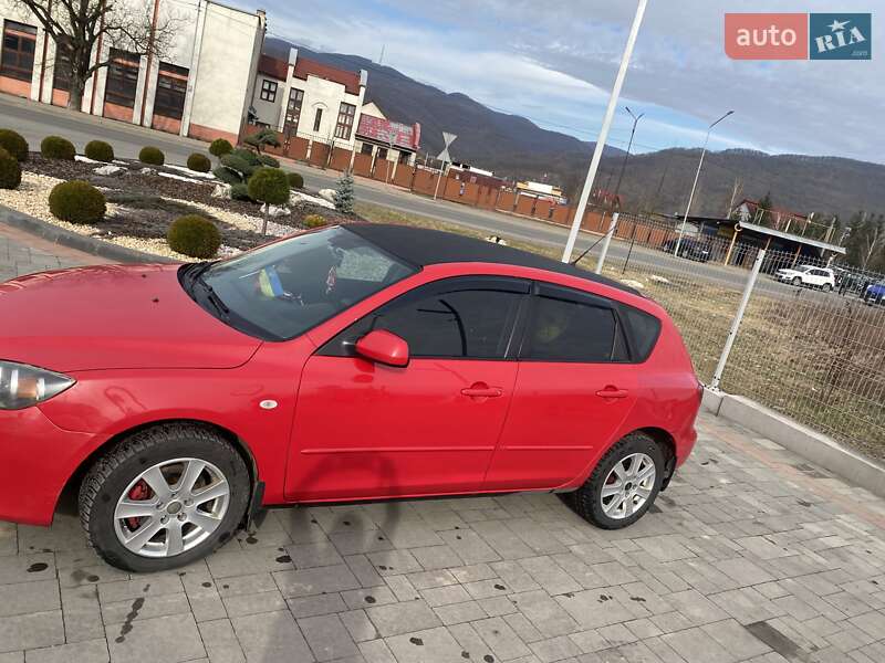 Хэтчбек Mazda 3 2004 в 
