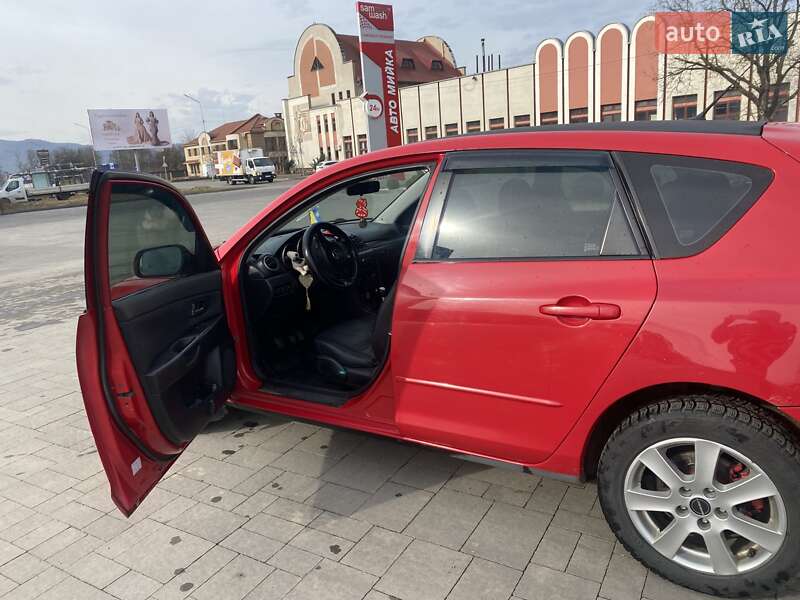 Хэтчбек Mazda 3 2004 в Ужгороде