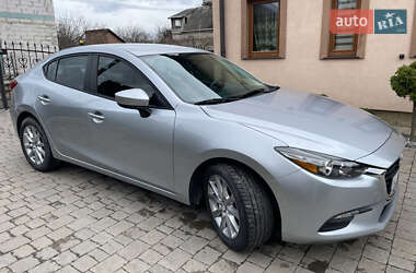 Седан Mazda 3 2016 в 