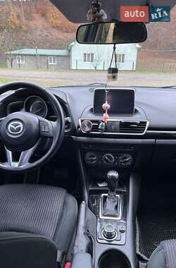 Седан Mazda 3 2014 в 