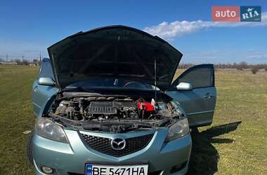 Седан Mazda 3 2004 в Николаеве