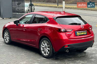 Хэтчбек Mazda 3 2015 в 