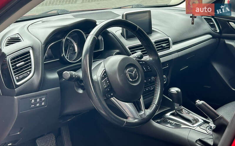 Хетчбек Mazda 3 2015 в Чернівцях фото 8 Хетчбек Mazda 3 2015 в Чернівцях