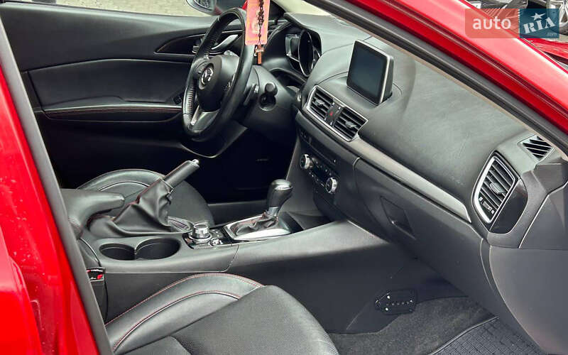 Хетчбек Mazda 3 2015 в Чернівцях фото 14 Хетчбек Mazda 3 2015 в Чернівцях