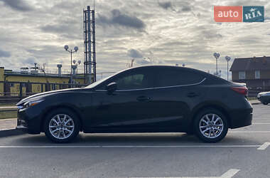 Седан Mazda 3 2017 в 