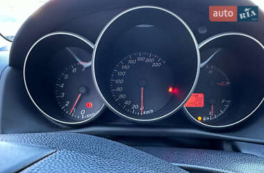 Хэтчбек Mazda 3 2004 в 