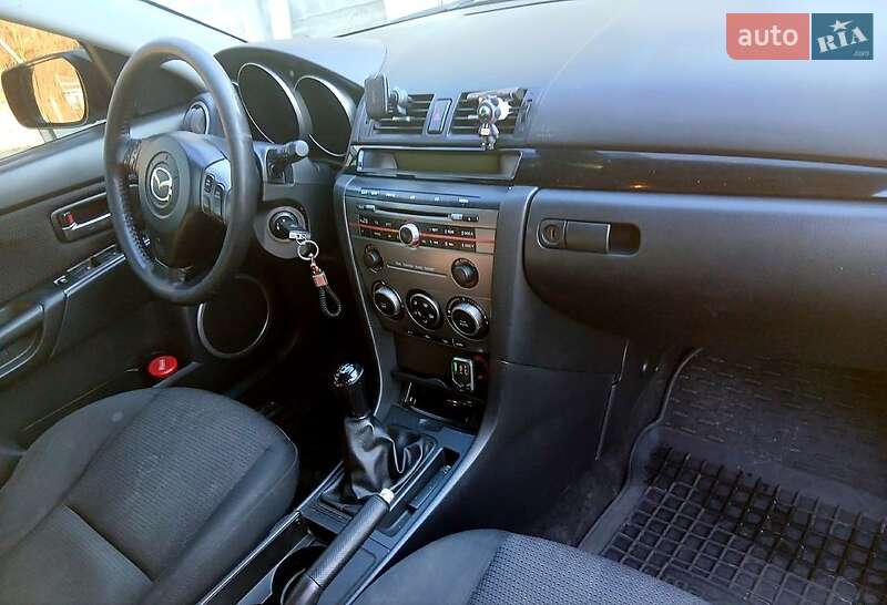 Хэтчбек Mazda 3 2007 в Львове