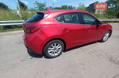 Хэтчбек Mazda 3 2015 в Львове