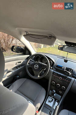 Седан Mazda 3 2006 в 