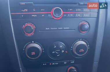 Хэтчбек Mazda 3 2004 в 