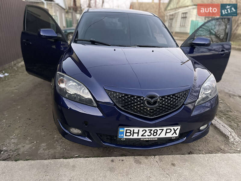 Хэтчбек Mazda 3 2004 в Рени