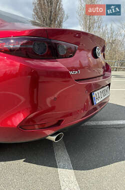 Седан Mazda 3 2019 в 
