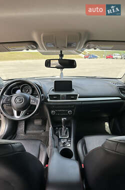 Седан Mazda 3 2014 в 