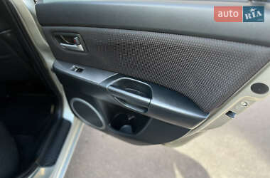 Седан Mazda 3 2006 в 