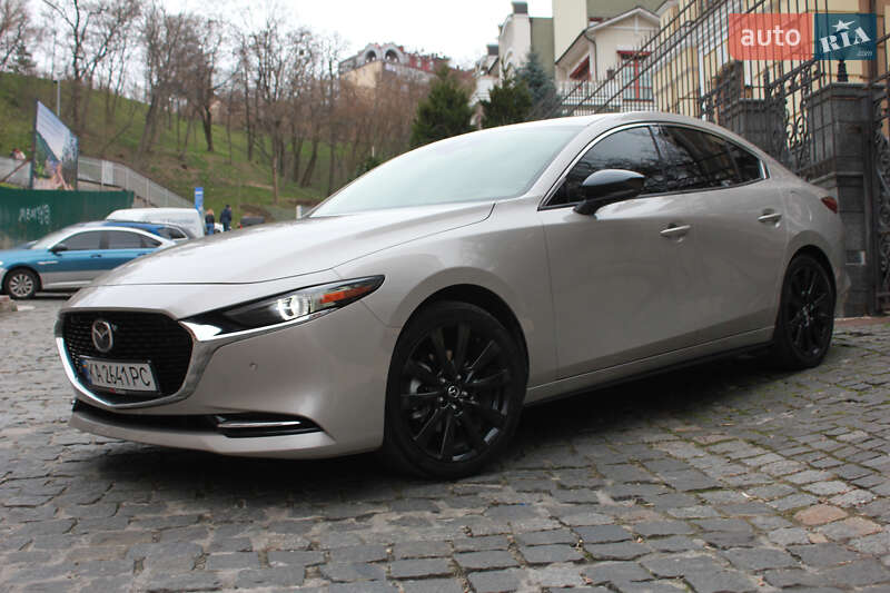 Седан Mazda 3 2021 в 