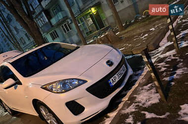 Седан Mazda 3 2012 в 