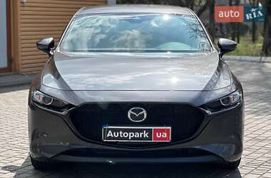 Хэтчбек Mazda 3 2023 в 