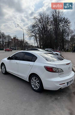 Седан Mazda 3 2013 в Полтаві