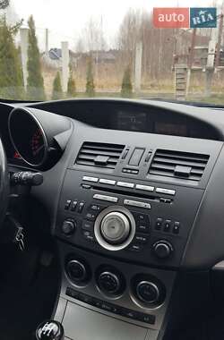 Хэтчбек Mazda 3 2009 в 