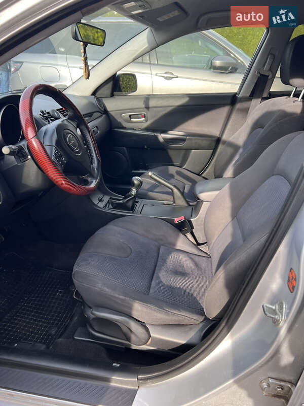 Хетчбек Mazda 3 2004 в Стрию