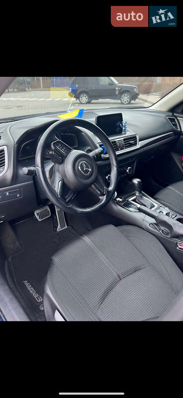 Хэтчбек Mazda 3 2017 в Киеве фото 6 Хэтчбек Mazda 3 2017 в Киеве