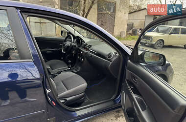 Хэтчбек Mazda 3 2009 в 