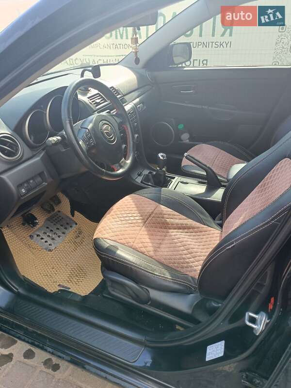Седан Mazda 3 2006 в Николаеве