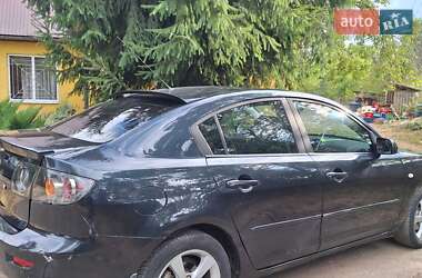 Седан Mazda 3 2005 в 