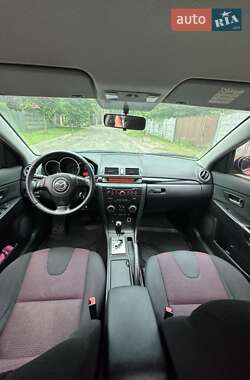 Седан Mazda 3 2005 в 