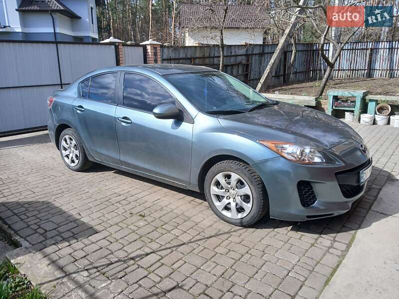 Mazda 3 2012