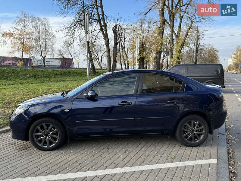 Седан Mazda 3 2008 в 