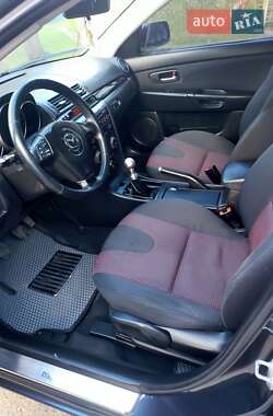 Хэтчбек Mazda 3 2006 в 