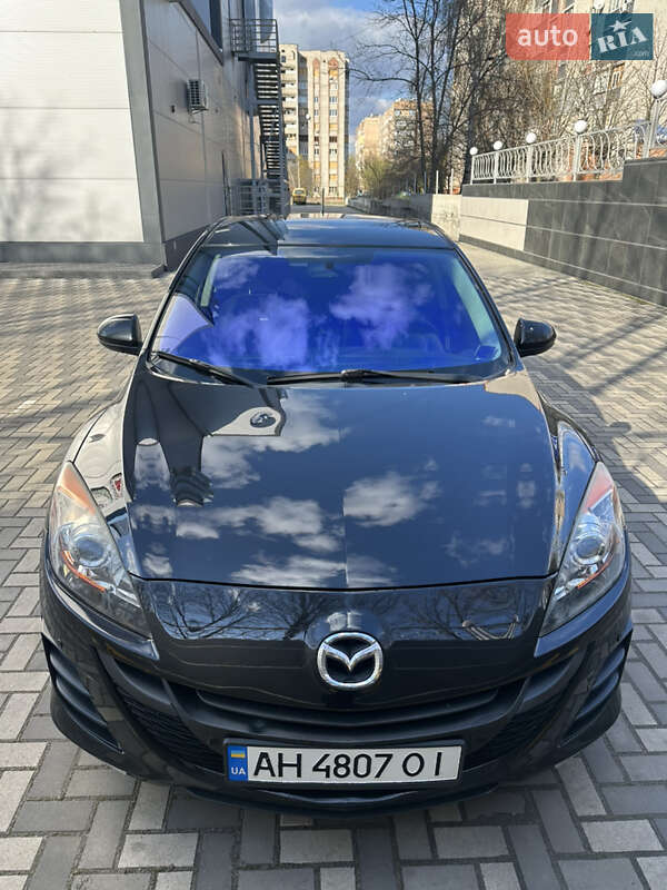 Хэтчбек Mazda 3 2009 в Киеве