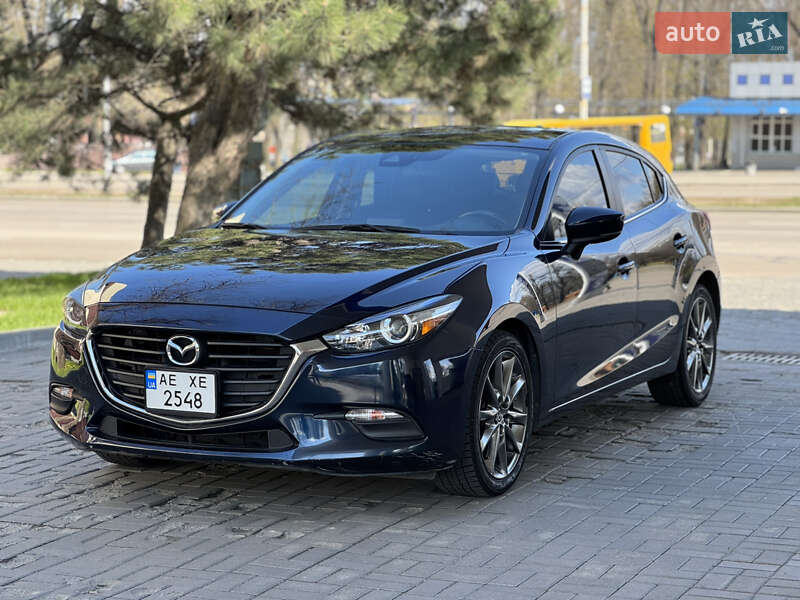 Хэтчбек Mazda 3 2018 в 