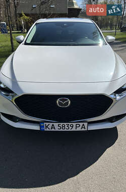 MAZDA 3 2021