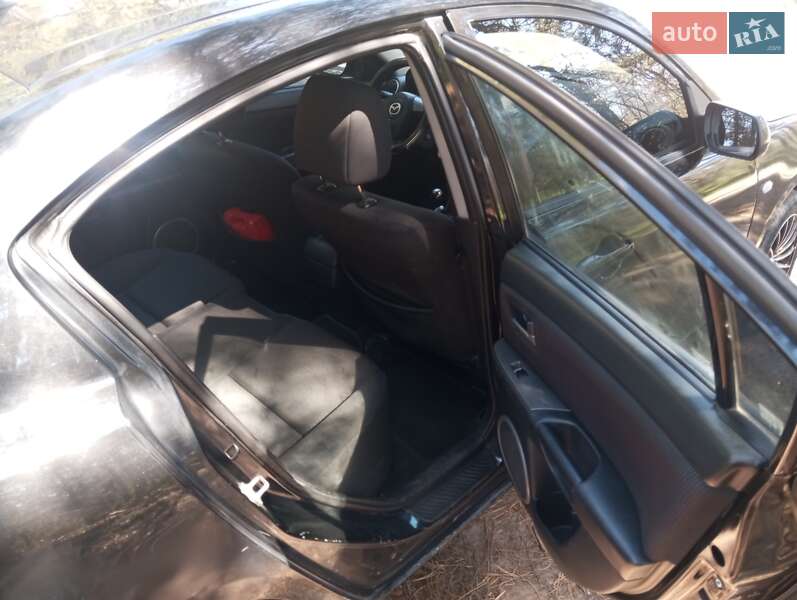 Седан Mazda 3 2006 в Запорожье