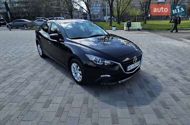 Седан Mazda 3 2015 в 