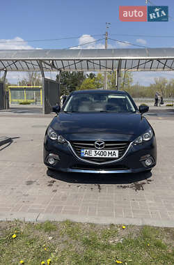 Седан Mazda 3 2016 в 