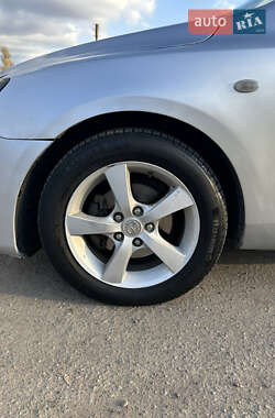Хетчбек Mazda 3 2004 в 