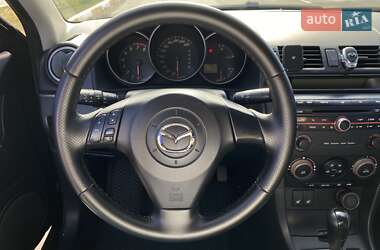 Седан Mazda 3 2006 в 