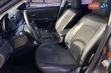 Седан Mazda 3 2006 в 