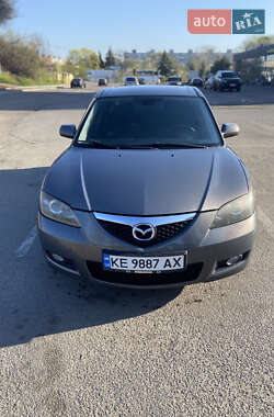 Седан Mazda 3 2007 в 
