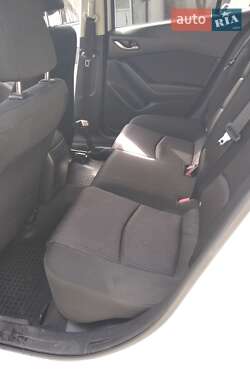 Хэтчбек Mazda 3 2014 в 