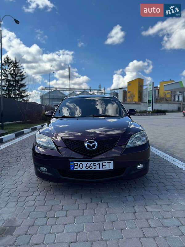 Хетчбек Mazda 3 2006 в Волочиську