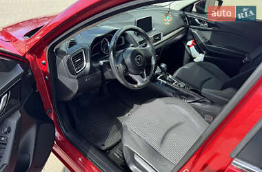 Седан Mazda 3 2016 в 