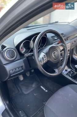Хэтчбек Mazda 3 2006 в 