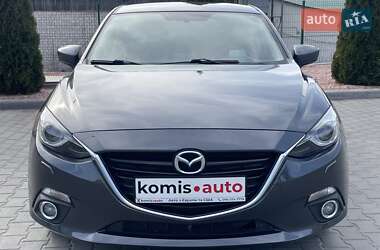 Седан Mazda 3 2014 в 